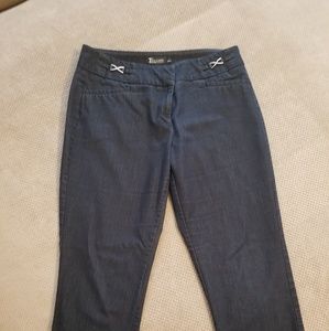 Straight leg demin colored crop pants